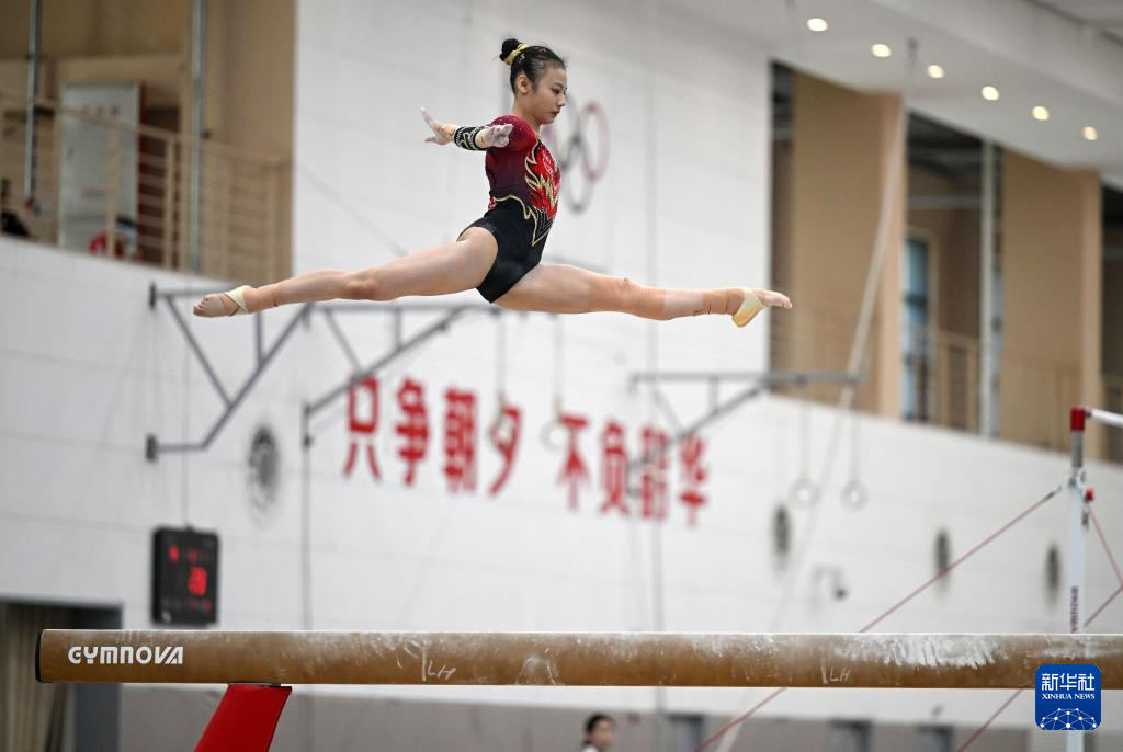 踢足球能改善脾虚吗女生,踢足球能改善脾虚吗女生吃什么